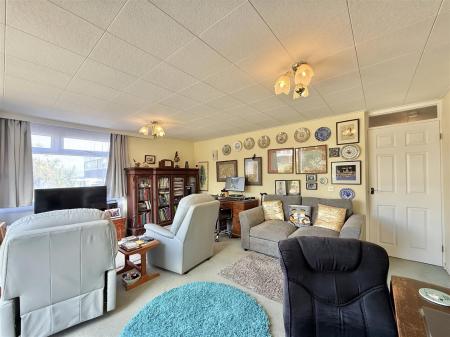 Living_Room.jpg
