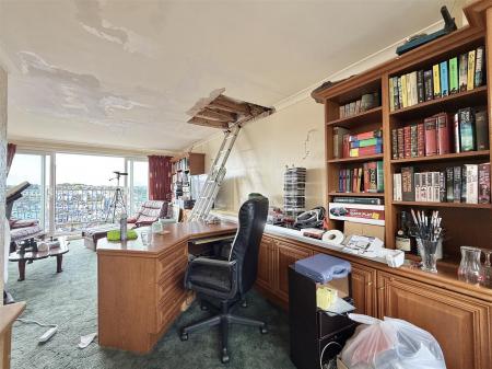 Bedroom  1.jpg