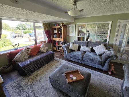 Living  Room.jpg