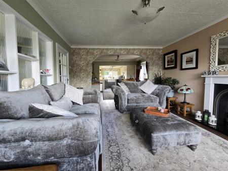 Living_Room.jpg