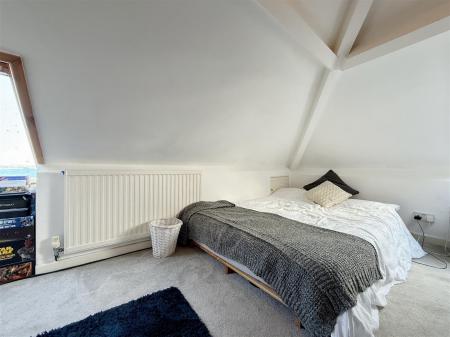 Bed 3 (2).JPG