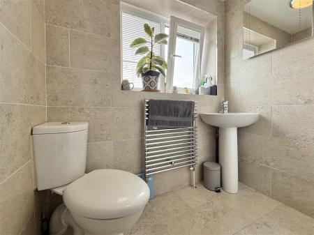 Shower  Room.jpeg
