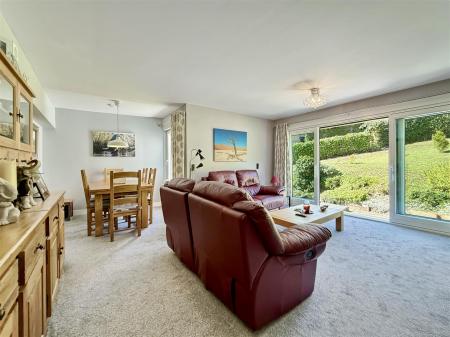 Living Room.JPG