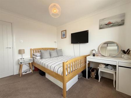 Bedroom 2.jpg