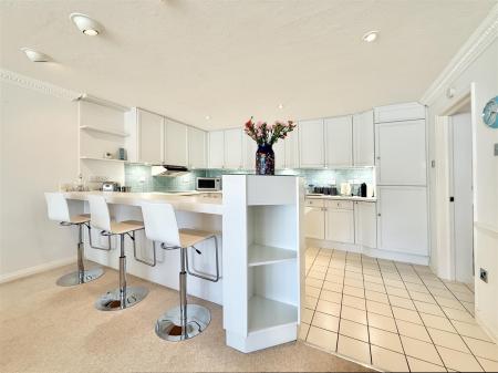 Breakfast Bar.JPG