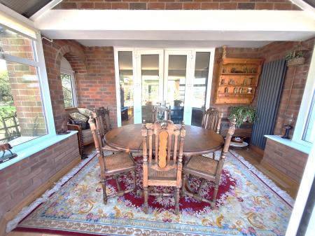 Dining Room/Conservatory