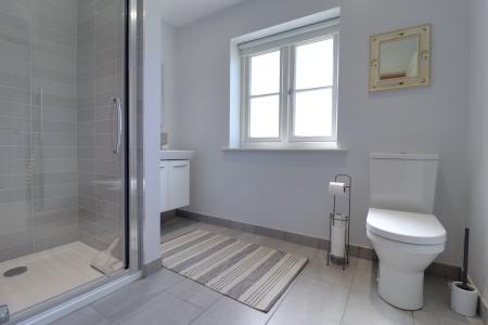 Bed 2 En-Suite