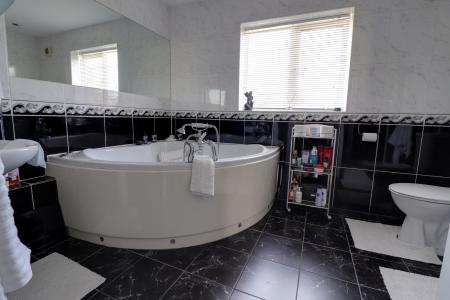 Family Bathoom