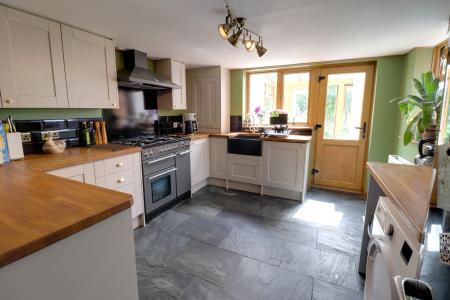 Breakfast Kitchen