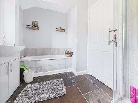 Bath/Shower Room