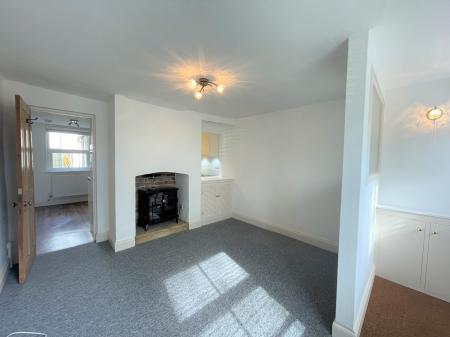 Photo 02