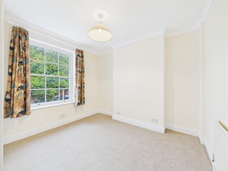 CAM04018G0-PR0129-ST