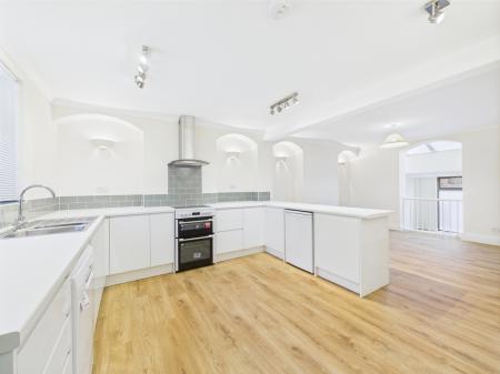 CAM04018G0-PR0129-ST