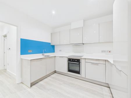 CAM04018G0-PR0393-ST