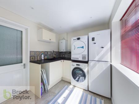 CAM00470P1-PR0038-ST