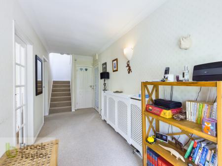 CAM00470P1-PR0038-ST