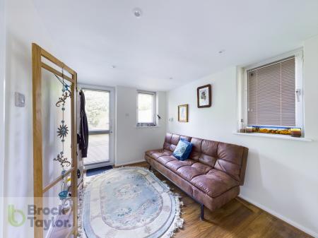 CAM00470P1-PR0038-ST