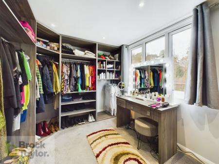 Dressing Room or Bed