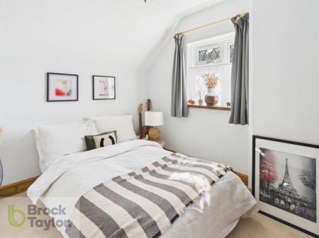 CAM02581G0-PR0131-ST