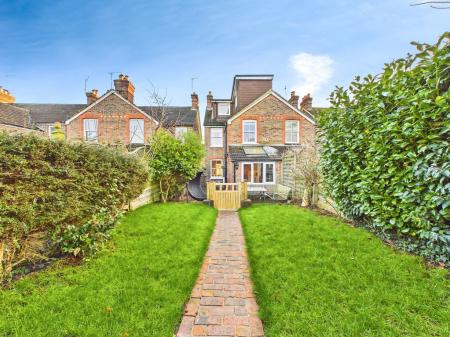 e7e681f4-CAM04018G0-