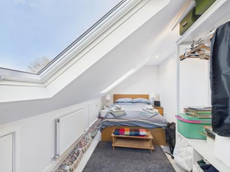 CAM04018G0-PR0409-ST