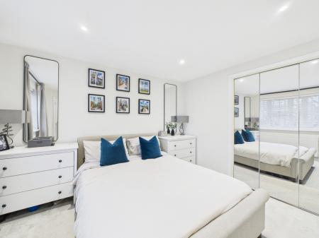 CAM04018G0-PR0414-ST