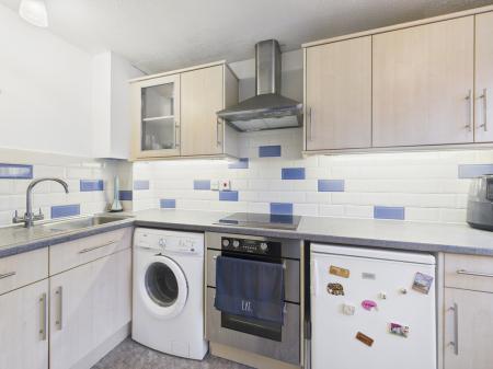 CAM04018G0-PR0416-ST