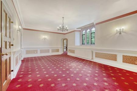 Lounge/dining room