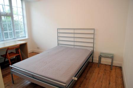 Photo 03