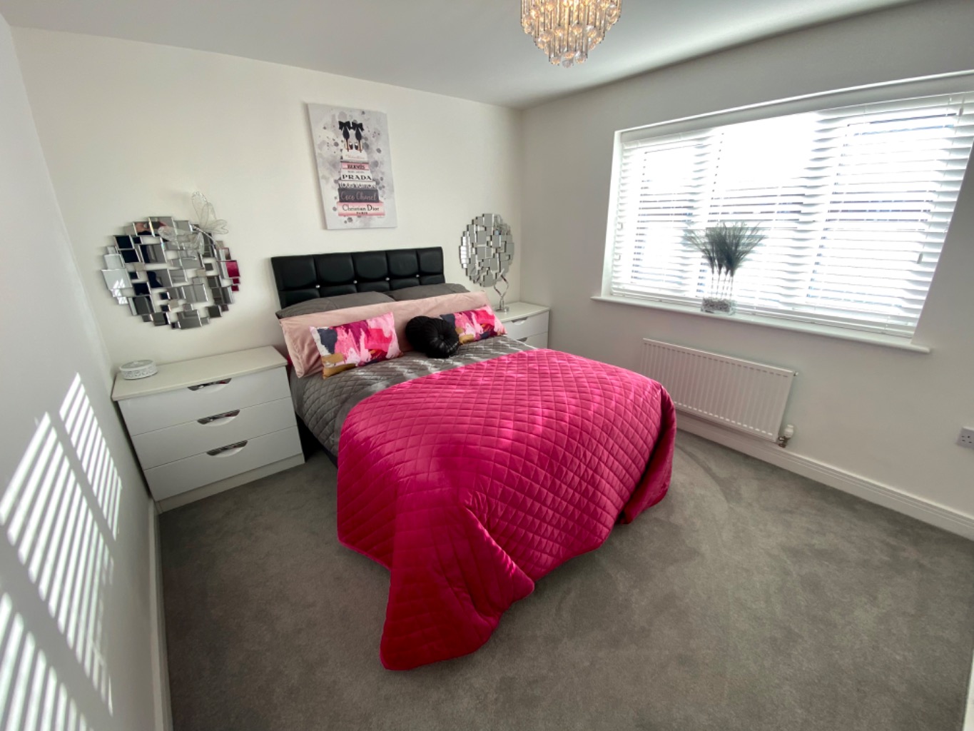 4 bedroom Detached House for sale in Nuneaton