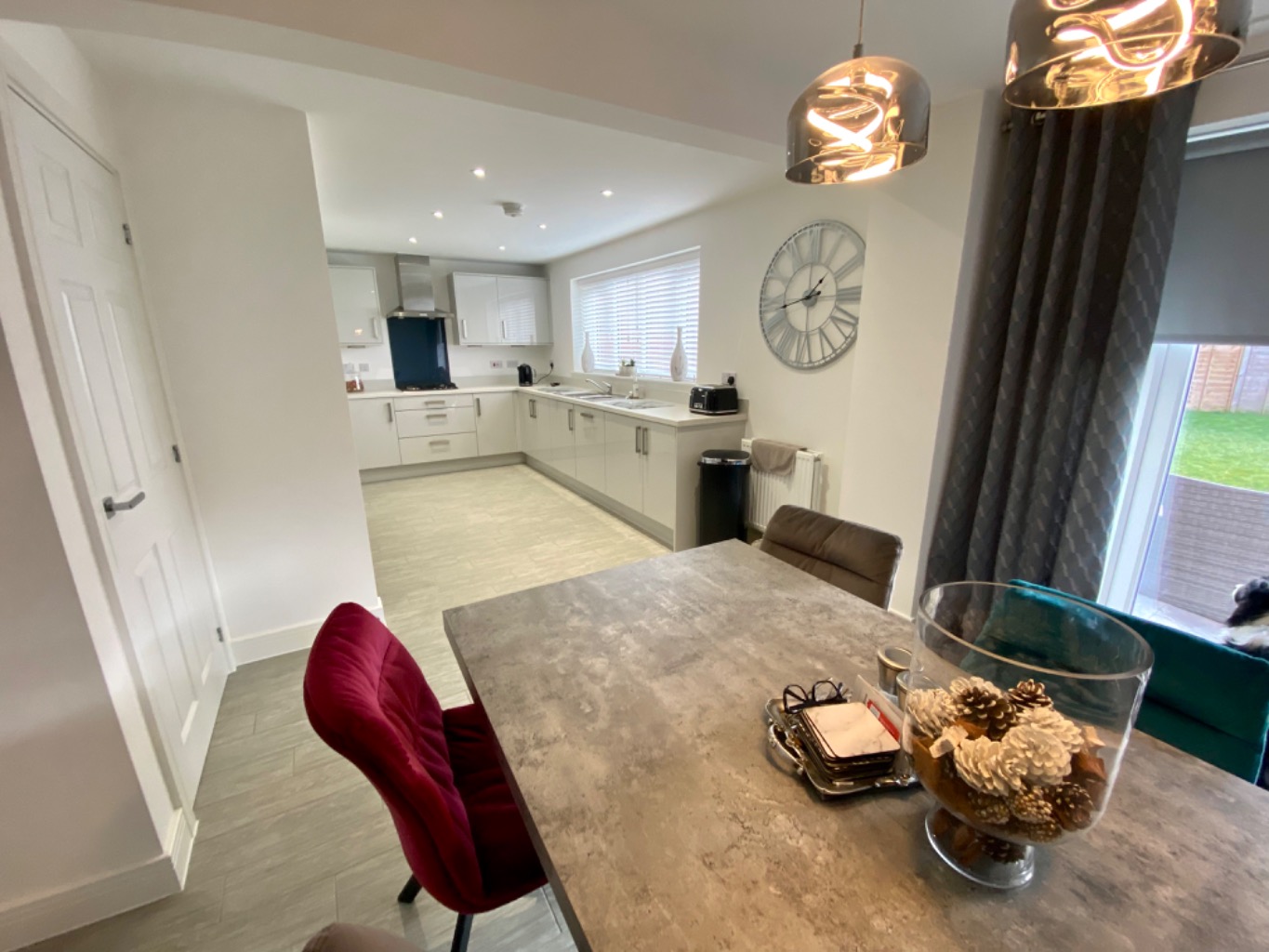 4 bedroom Detached House for sale in Nuneaton