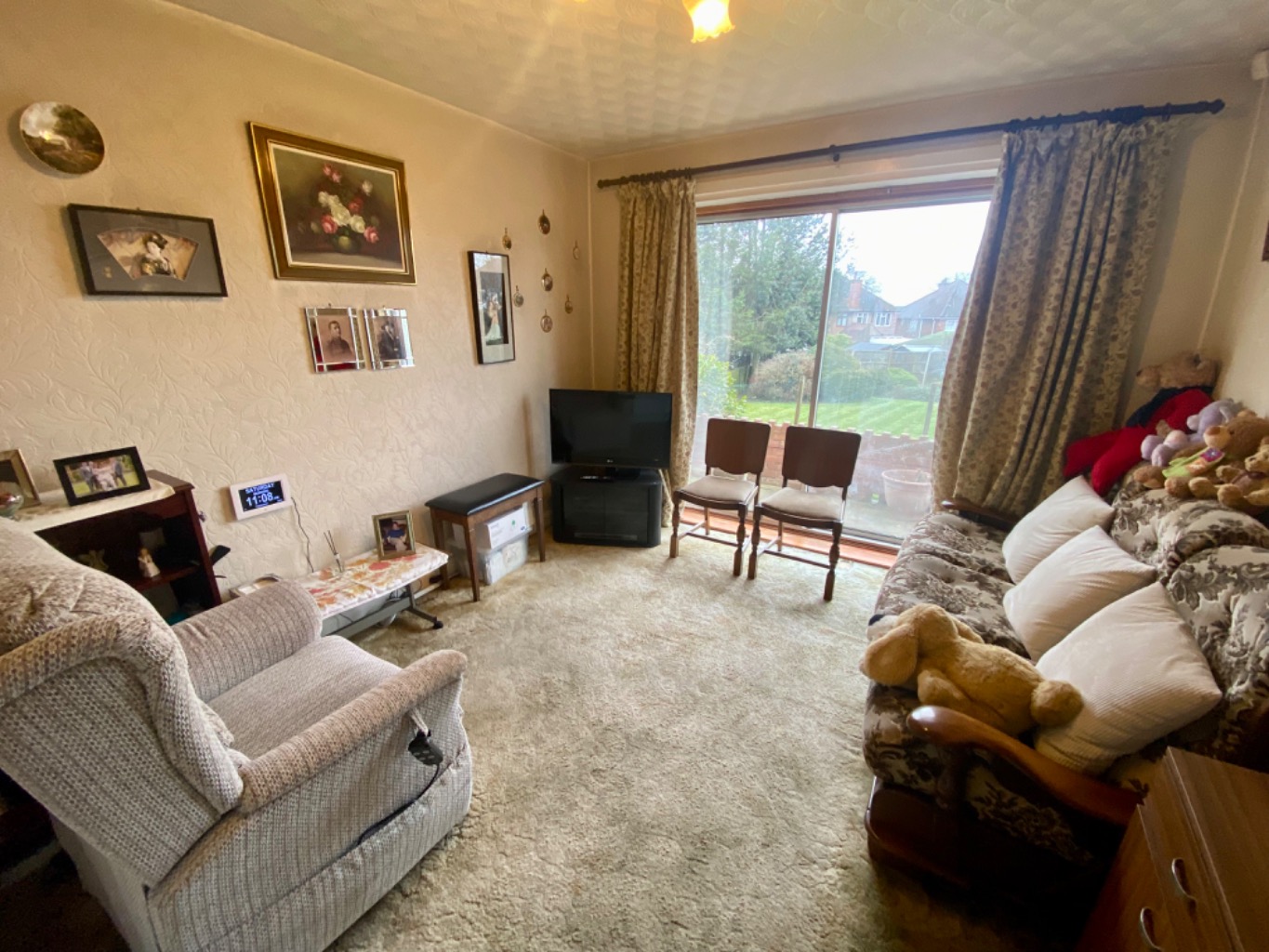 3 bedroom Detached House for sale in Nuneaton