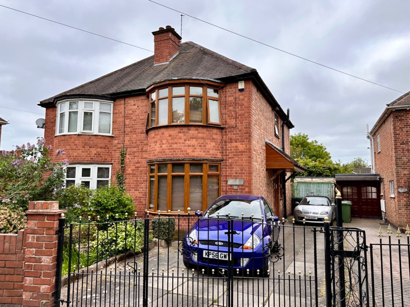 3 bedroom SemiDetached House for sale in Nuneaton