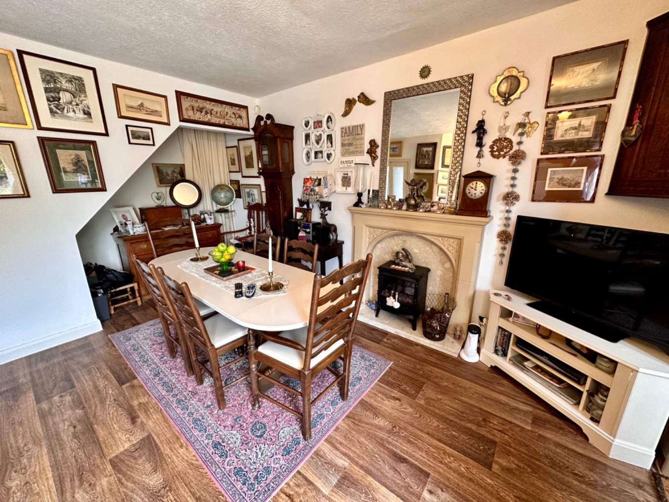 3 bedroom SemiDetached House for sale in Nuneaton