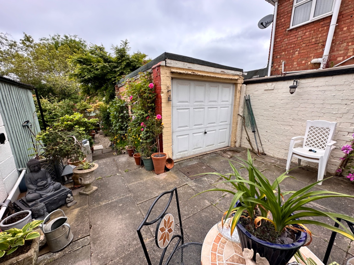 3 bedroom SemiDetached House for sale in Nuneaton