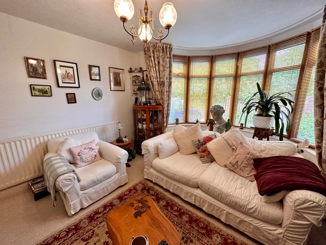 3 bedroom SemiDetached House for sale in Nuneaton