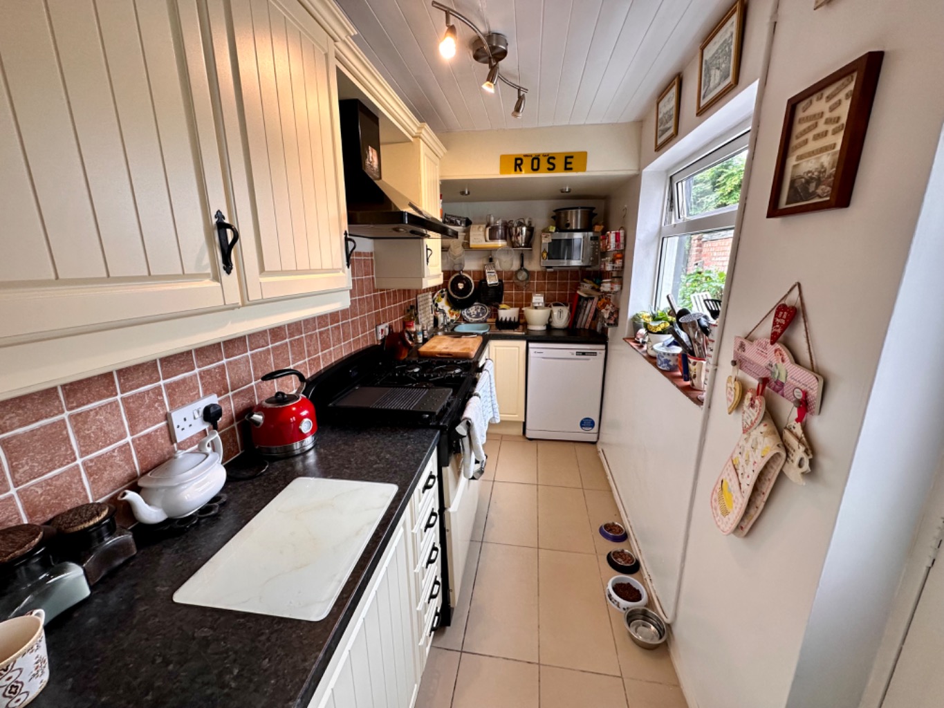 3 bedroom SemiDetached House for sale in Nuneaton