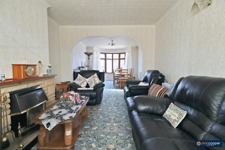Media image 03