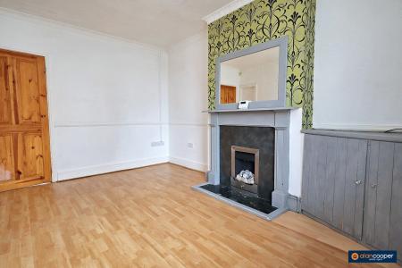 Media image 03