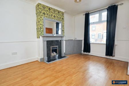 Media image 02