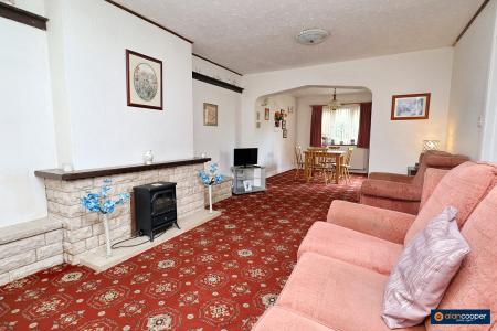 Media image 03