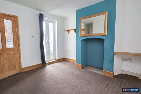 Media image 04