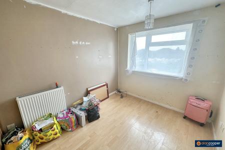Media image 03