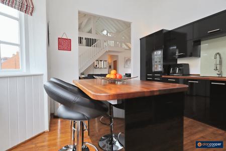 Media image 11