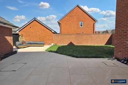 Media image 02