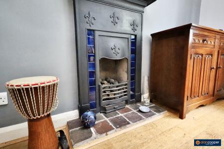 Media image 07