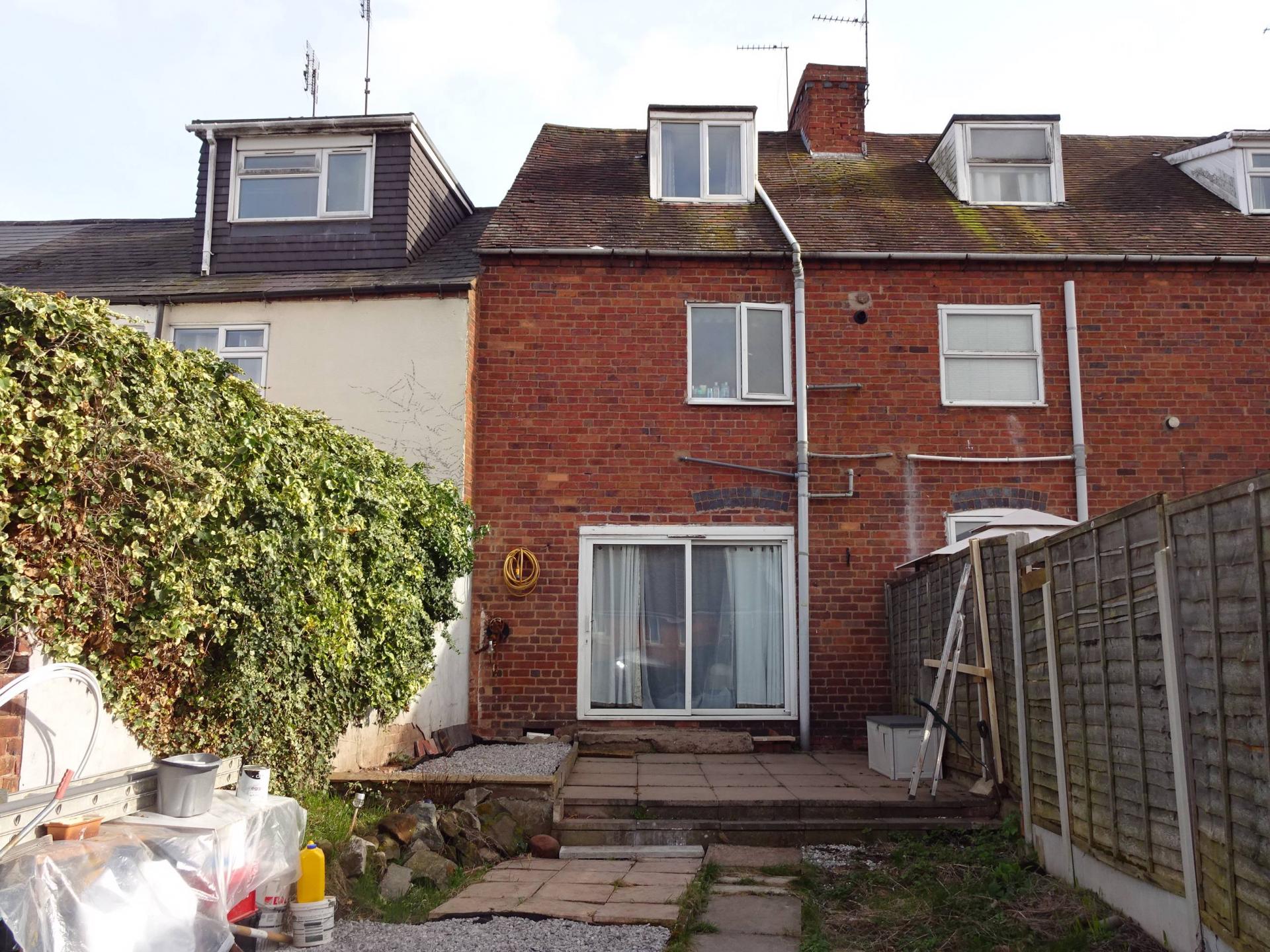 2 bedroom Terraced House for sale in Worcestershire