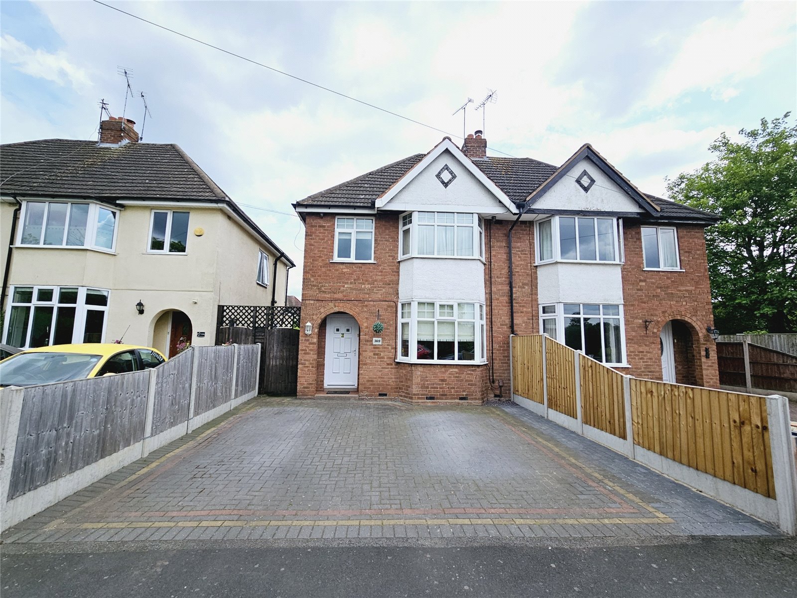 3 bedroom SemiDetached House for sale in Worcestershire