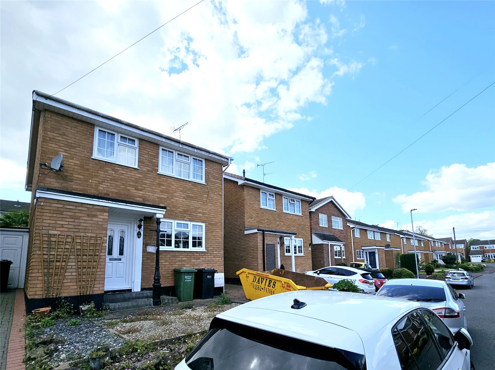 3 Bedroom Link Detached House For Sale In Worcestershire