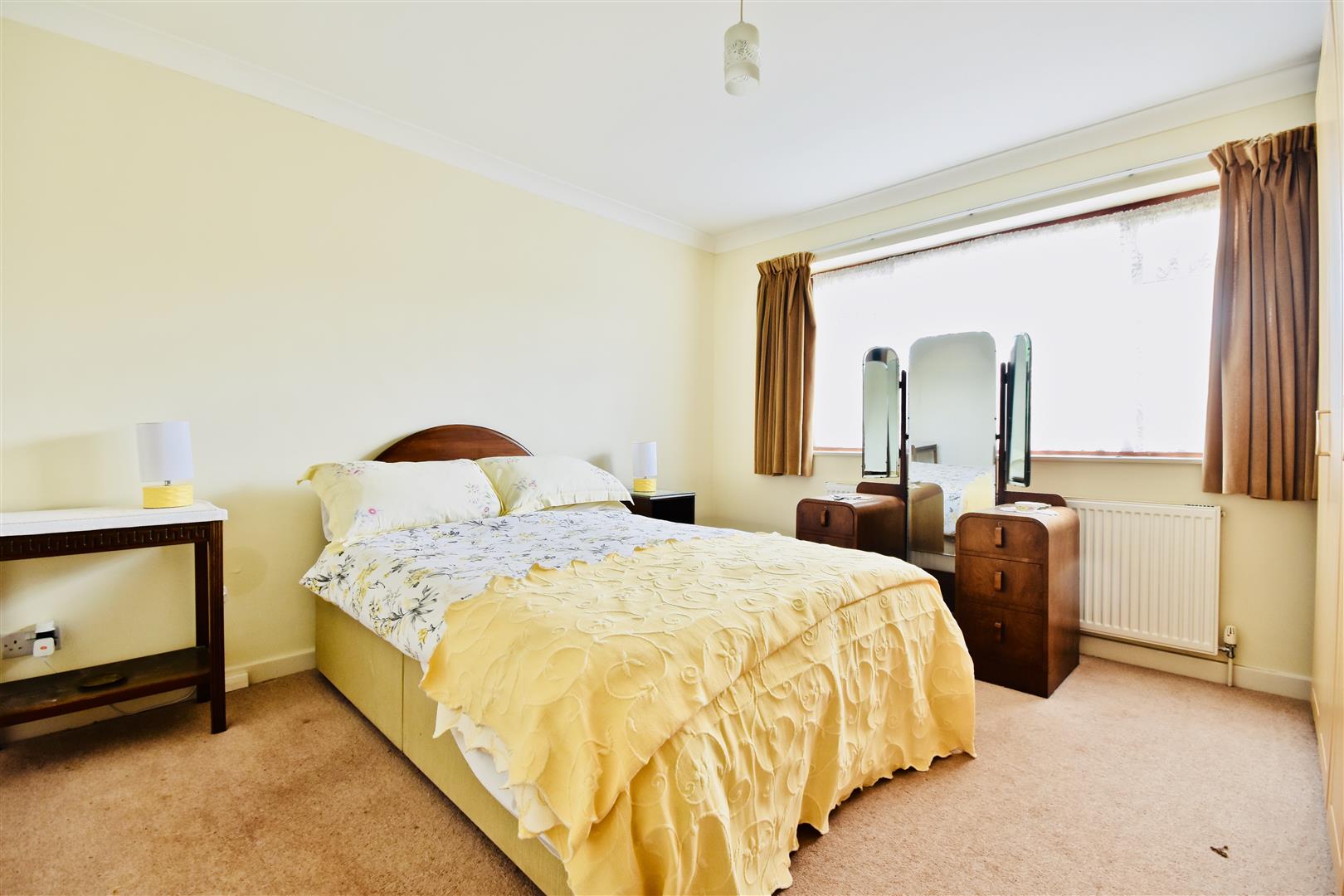 3 bedroom Detached Bungalow for sale in Ashtead